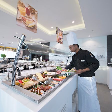 Готель Ibis Styles Manama Diplomatic Area Екстер'єр фото