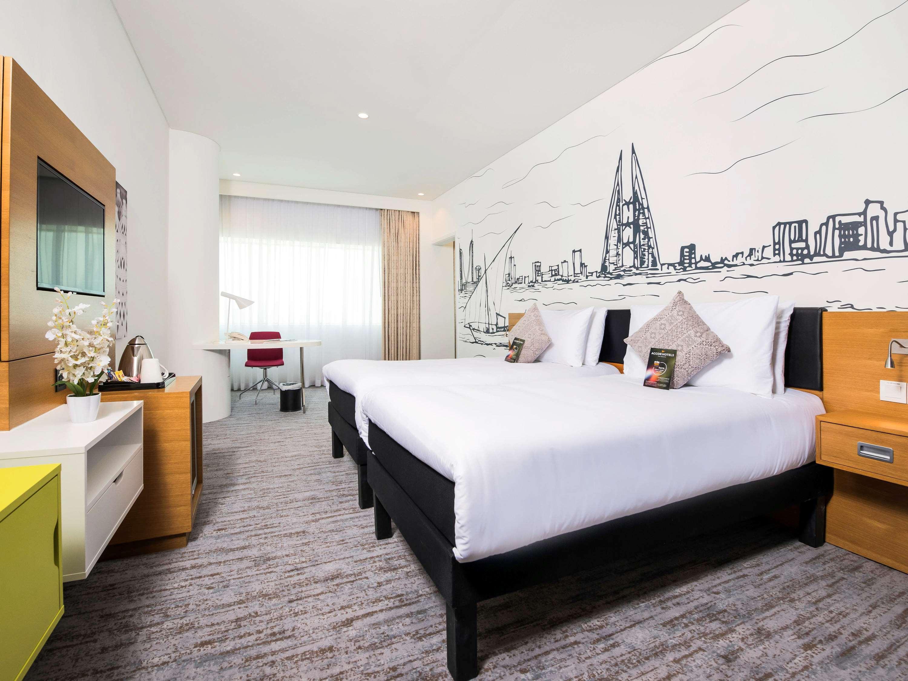 Готель Ibis Styles Manama Diplomatic Area Екстер'єр фото