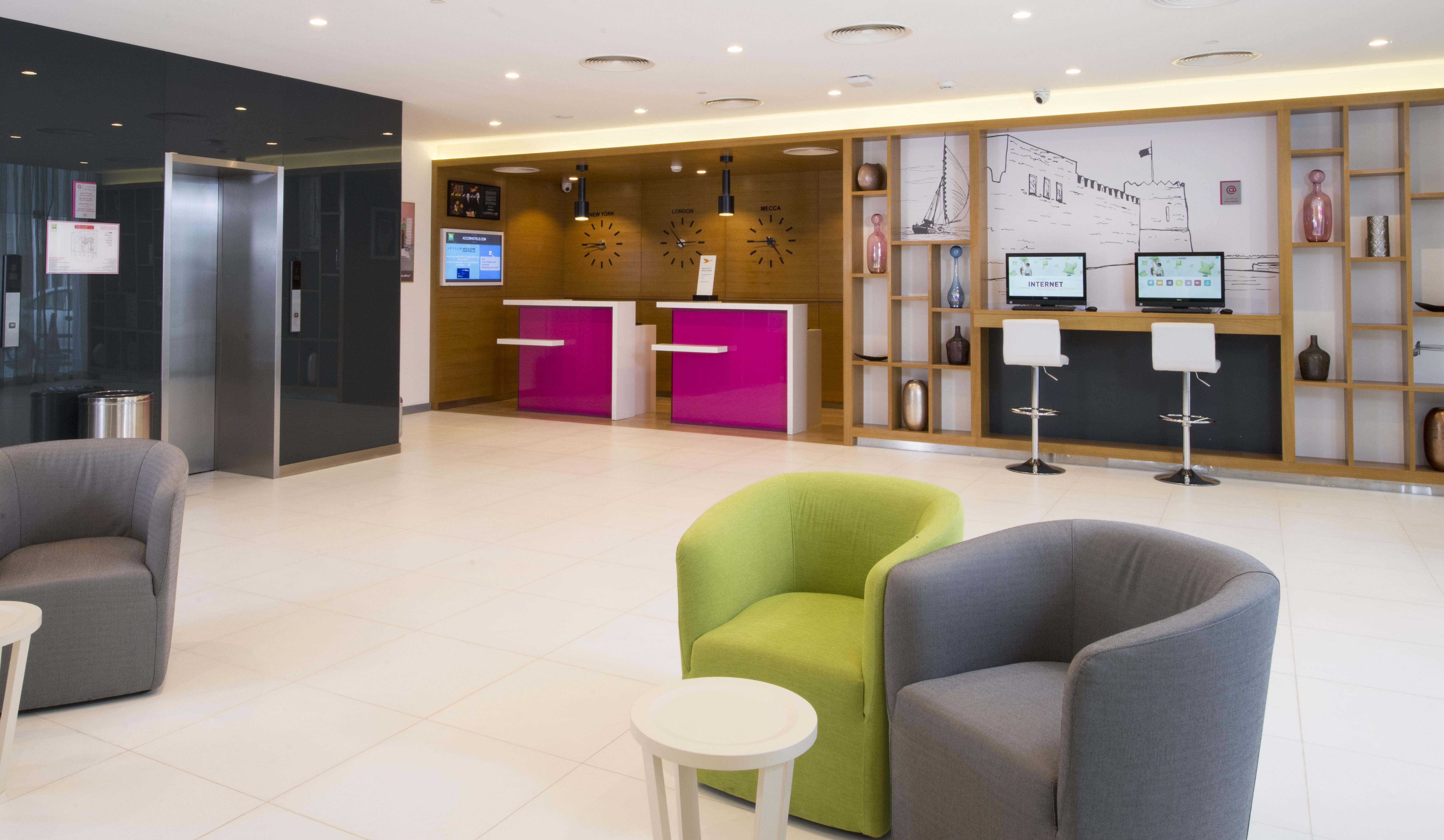 Готель Ibis Styles Manama Diplomatic Area Екстер'єр фото