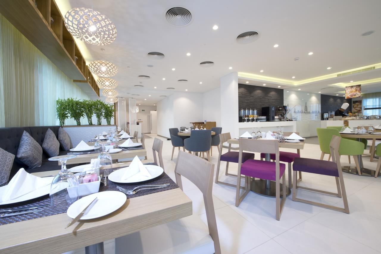 Готель Ibis Styles Manama Diplomatic Area Екстер'єр фото