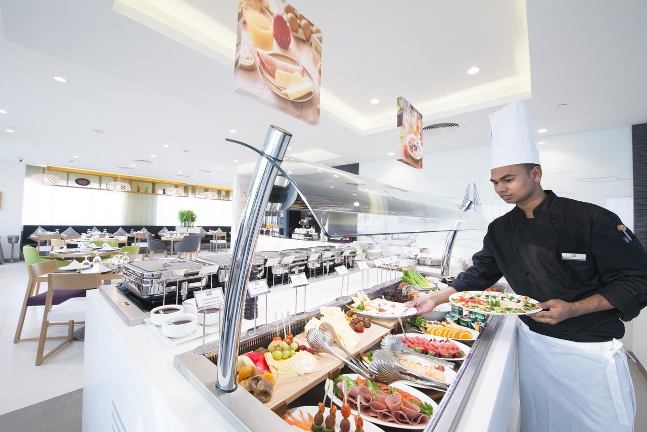 Готель Ibis Styles Manama Diplomatic Area Екстер'єр фото
